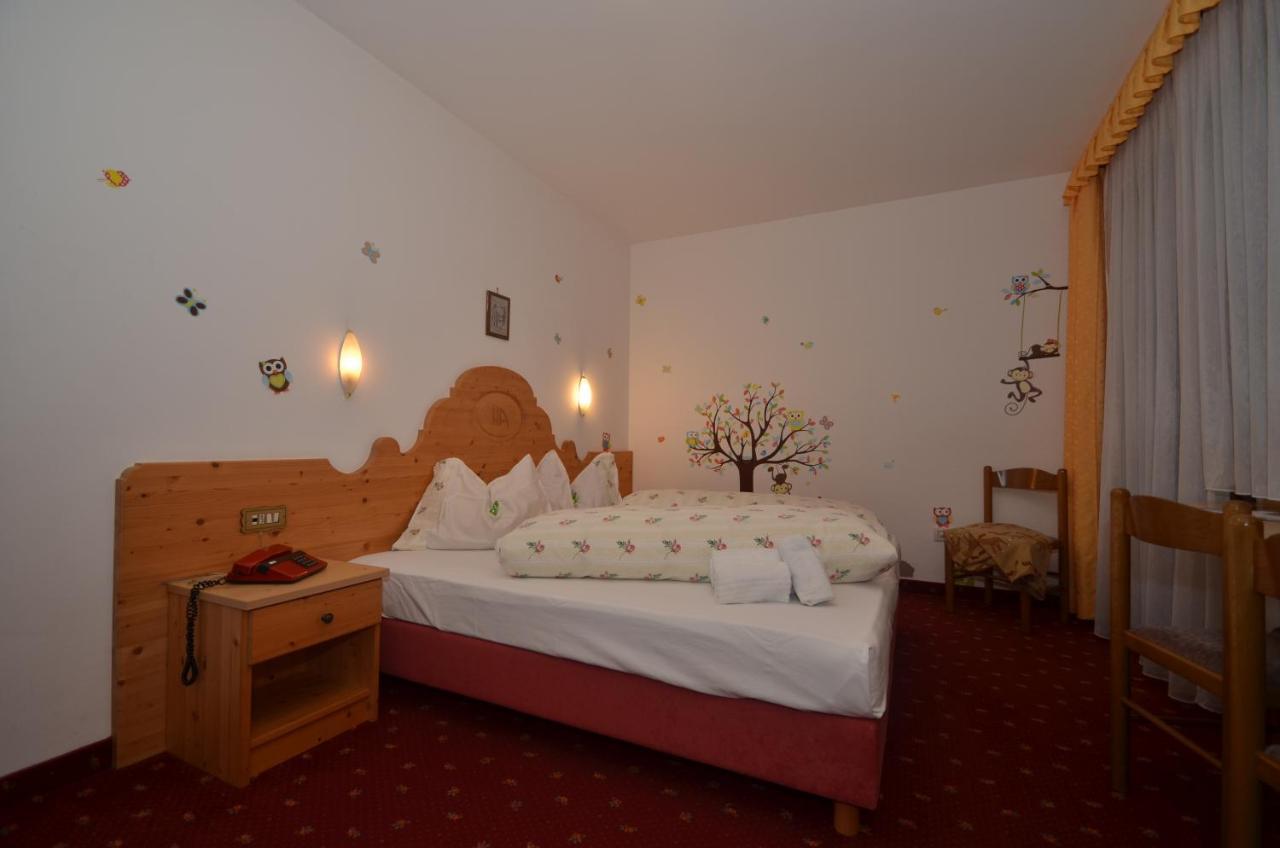 Hotel Albe Rocca Pietore Exterior photo